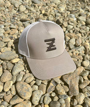 Load image into Gallery viewer, Beige / Cream &amp; Black logo cap.
