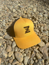 Load image into Gallery viewer, Mustard &amp; Black logo cap.
