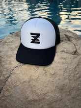 Load image into Gallery viewer, Black &amp; White padded trucker cap.
